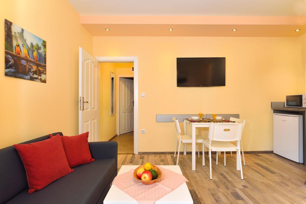 Central Studio #3 Burgas City Exteriér fotografie